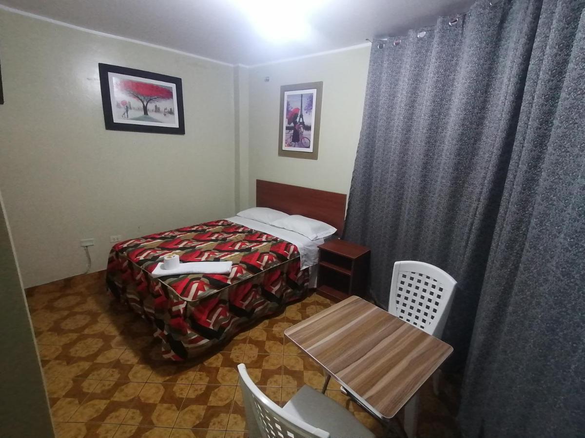נאסקה Hostal Continental מראה חיצוני תמונה